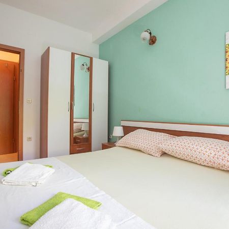 Vega Apartments Подгора Екстер'єр фото